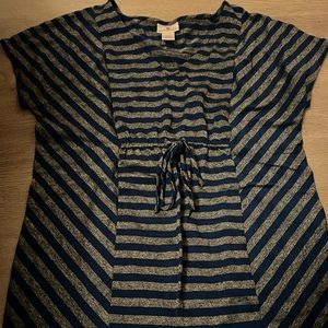 Medium Two Hearts Maternity grey and blue blouse.